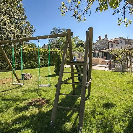 度假居 Heritage Holiday In With Outdoor Pool Višnjan